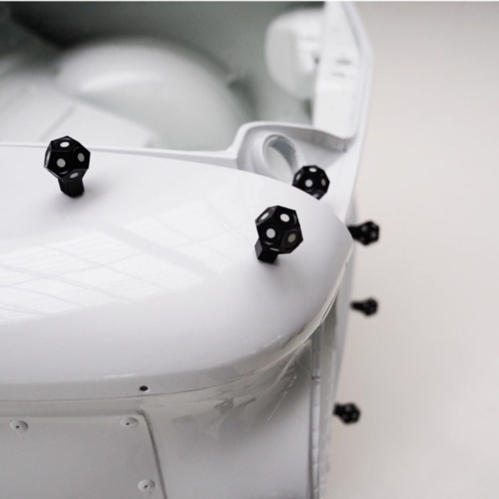 AESUB - Dices - Dés positionnés sur une carrosserie 2